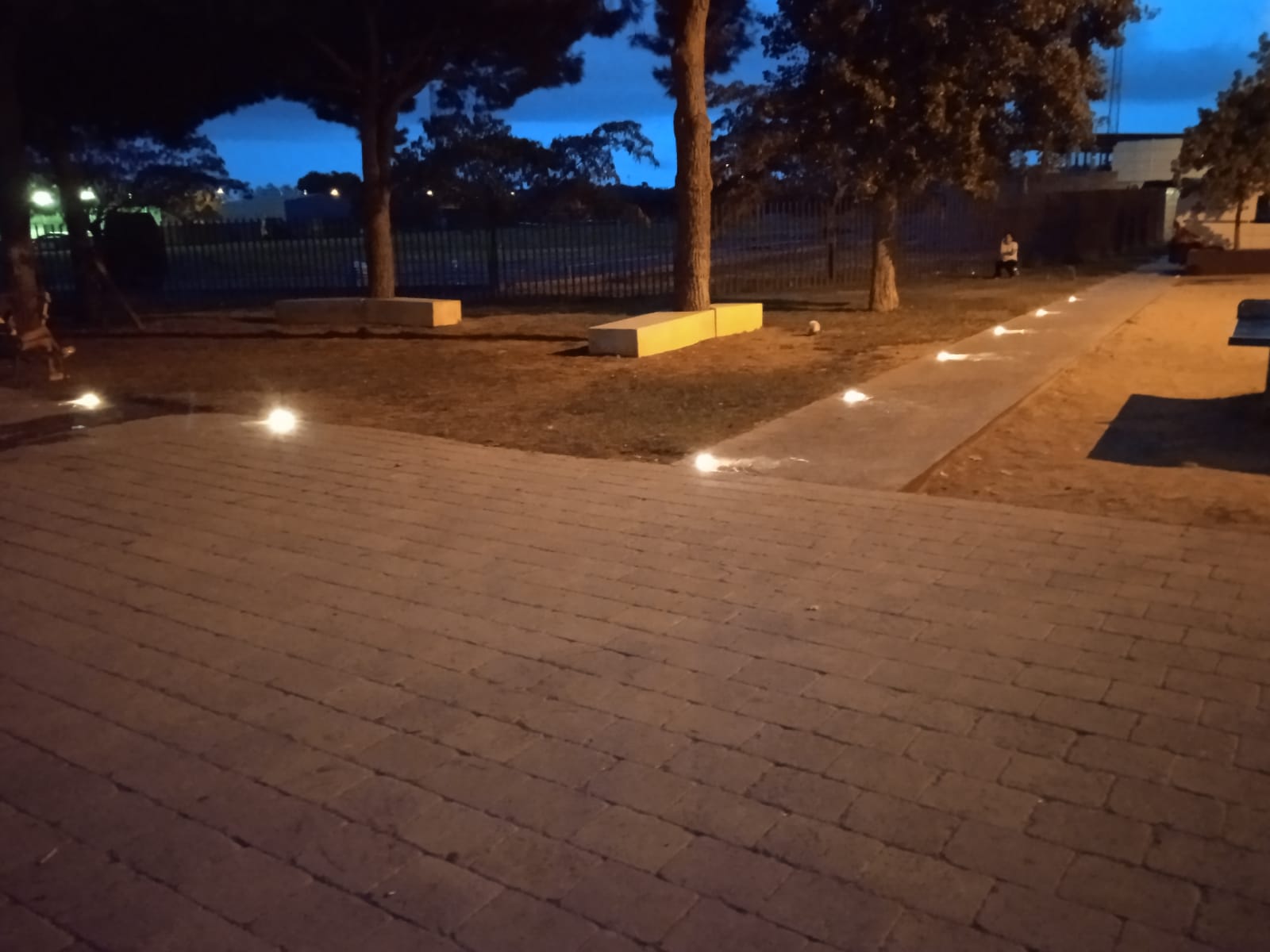 Millora enllumenat plaça dels Esports, àrea de Serveis Municipals, Ajuntament de Palafrugell
