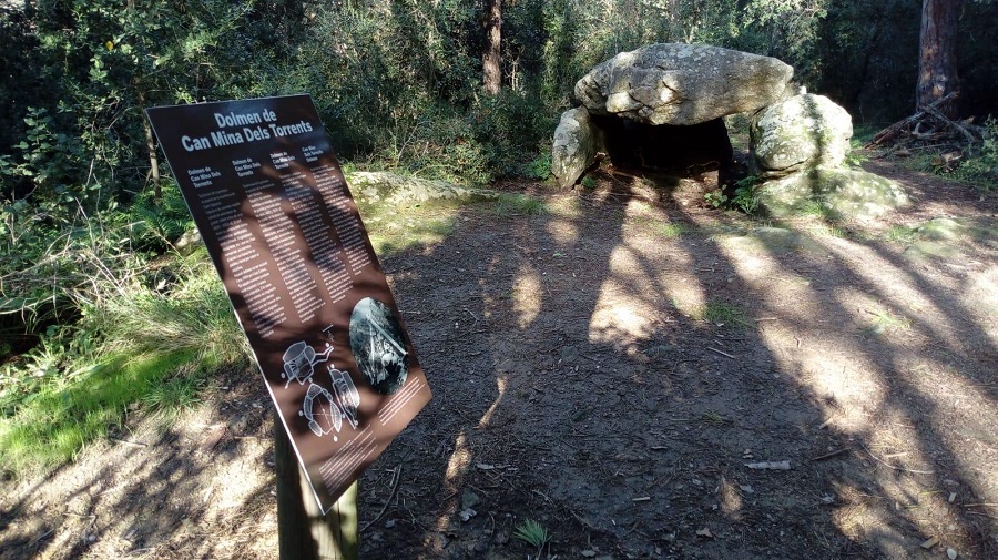 20181205. Plafó Dolmen