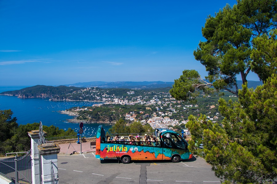 JuliviaBus