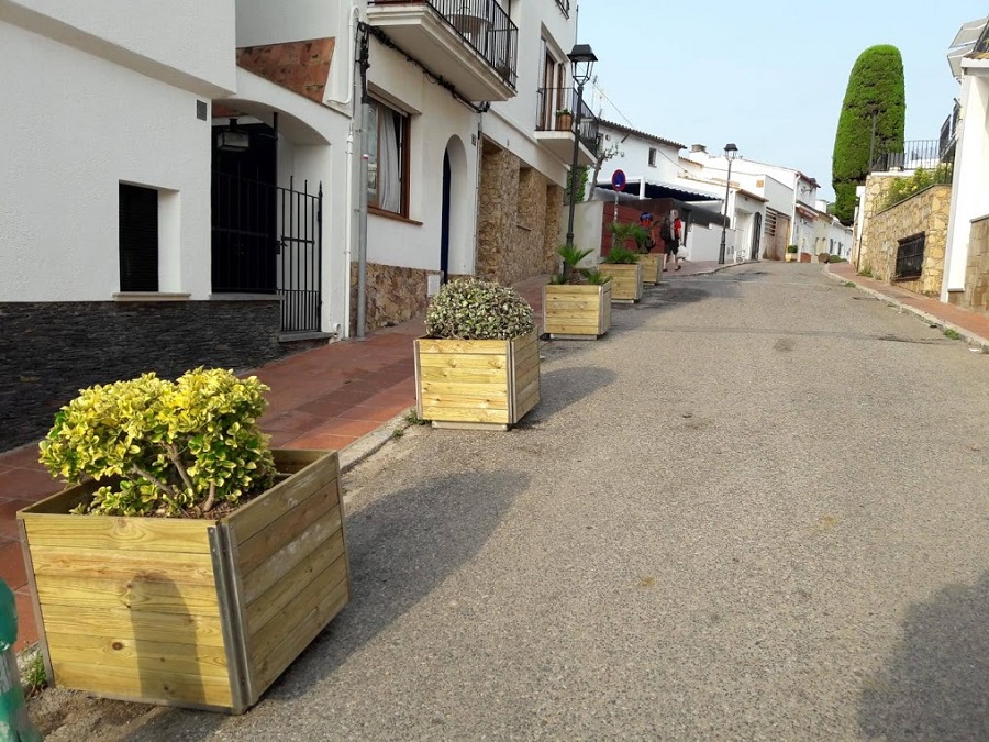 Noves jardineres Calella