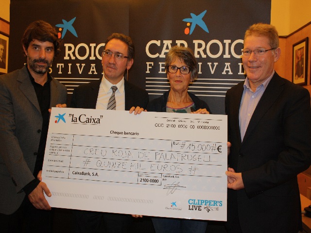 Cap-roig-creu-roja