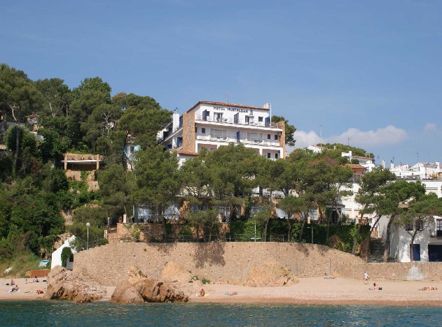 hotel-hostalillo-tamariu