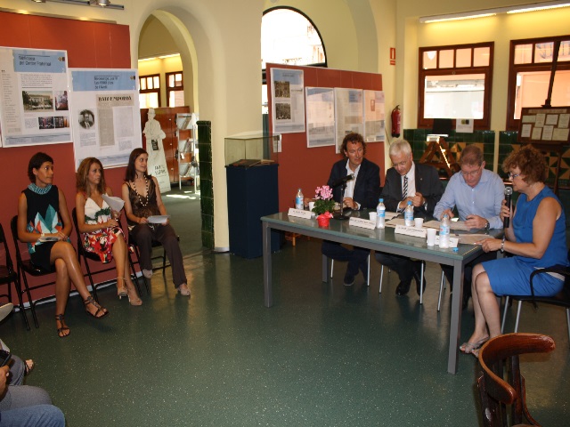 marcarell-expo-biblioteca