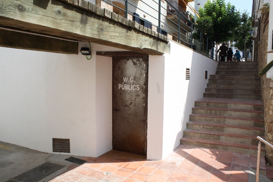 wc public