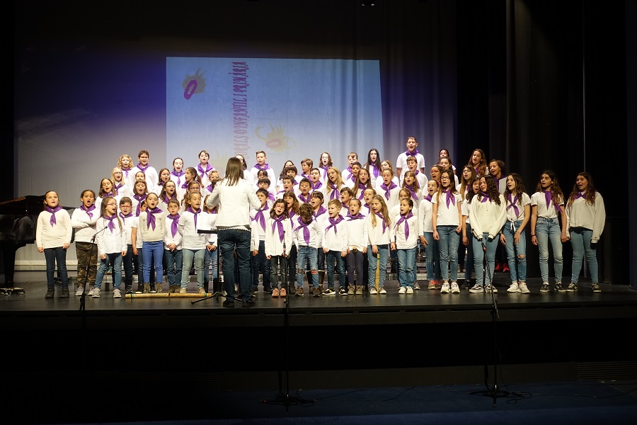 20190404. Trobada Colars escola Sant Jordi Palafrugell