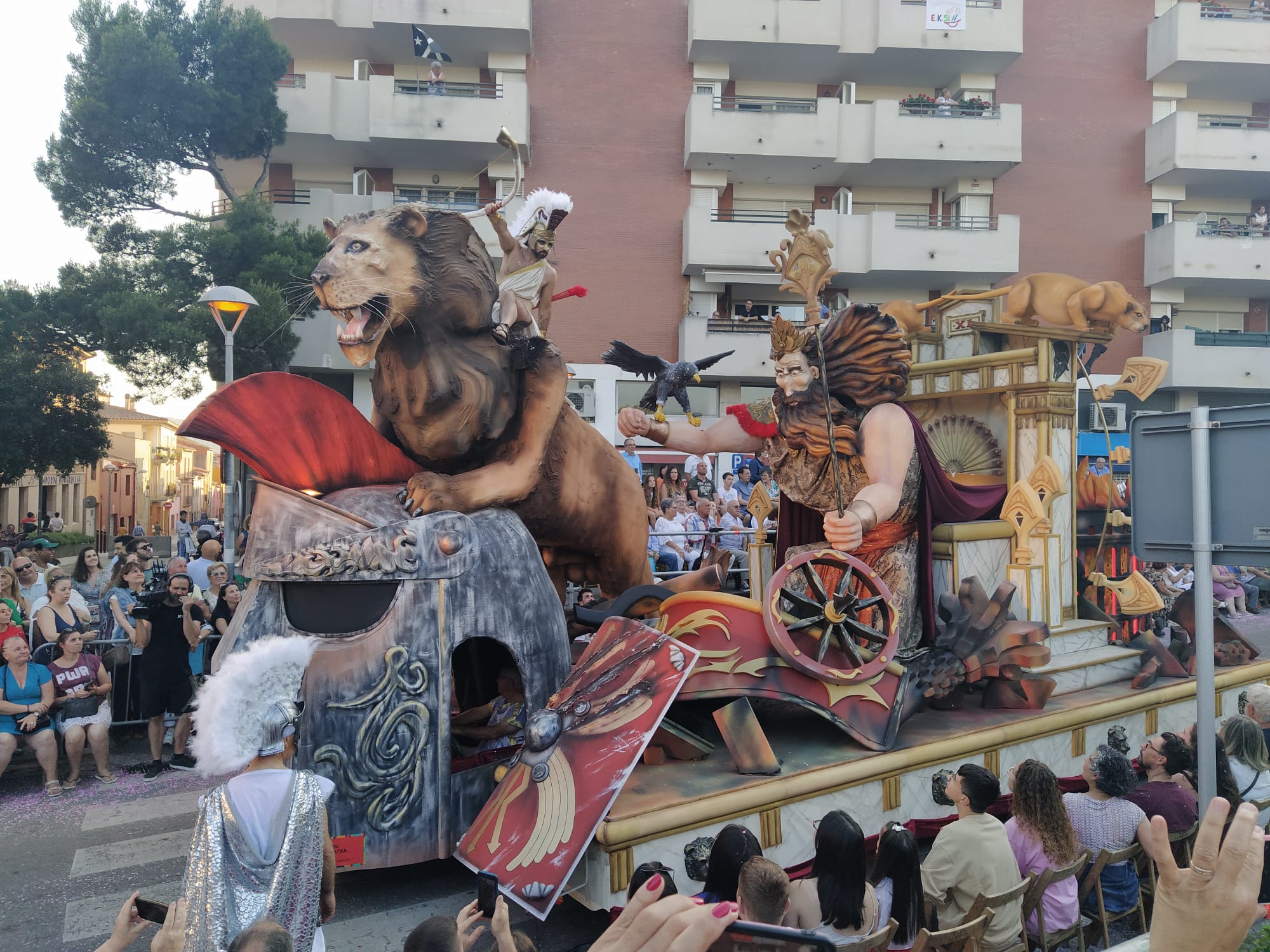 Carnaval Costa Brava, colla Garnatxa, Currum Proelium, Ajuntament de Palafrugell