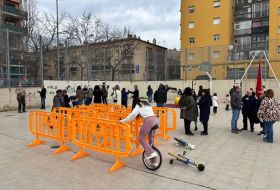 Activitats als locals socials
